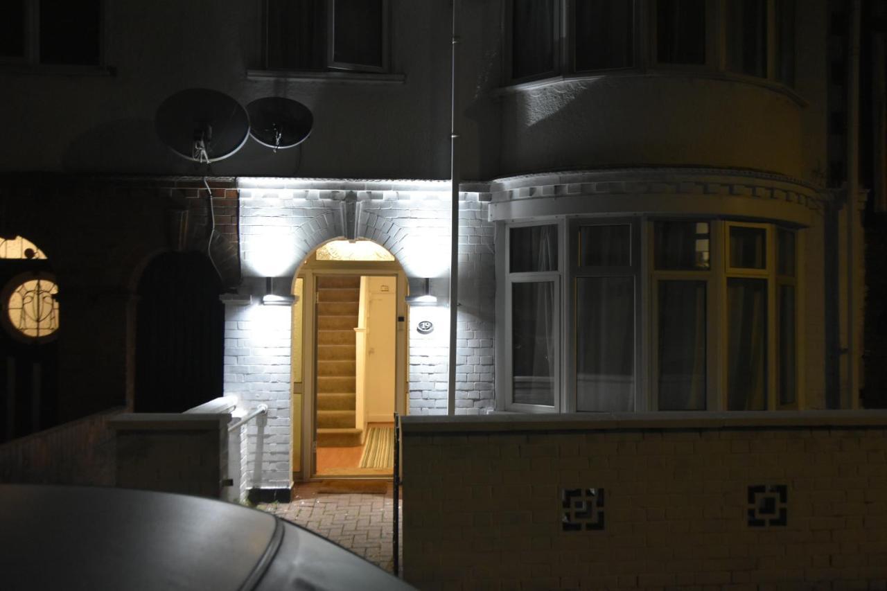 Clarendon House Ξενοδοχείο Λούτον Εξωτερικό φωτογραφία